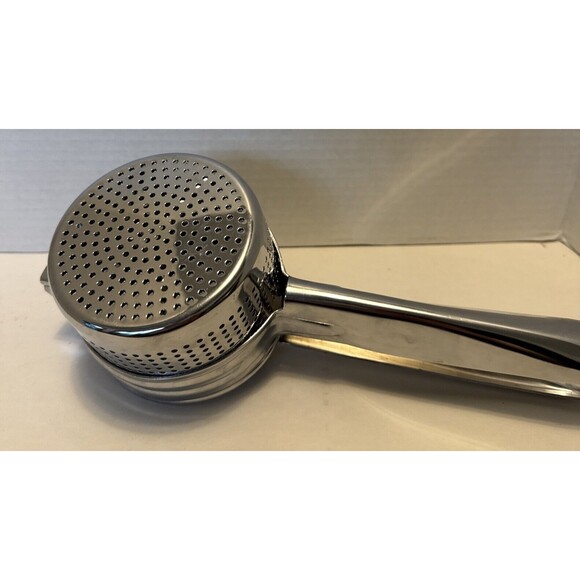 Potato Ricer Masher Heavy Duty Stainless Steel Press Mashed Potatoes Kitchen - Picture 5 of 9